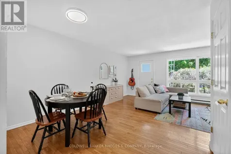 17 Pixley Private Ottawa ON K1G 4C3