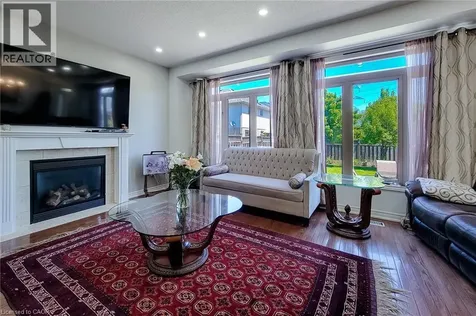 197 Cloverleaf Drive Ancaster ON L9K 1T4