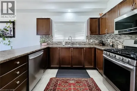 197 Cloverleaf Drive Ancaster ON L9K 1T4