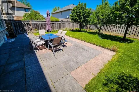 197 Cloverleaf Drive Ancaster ON L9K 1T4