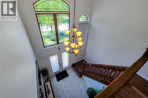 197 Cloverleaf Drive Ancaster ON L9K 1T4