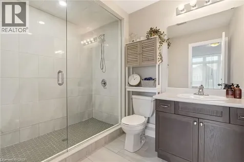 131 Sonoma Lane Stoney Creek ON L8E 0J9