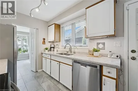 3521 Regal Road Burlington ON L7N 1M2