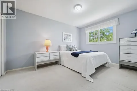 3521 Regal Road Burlington ON L7N 1M2
