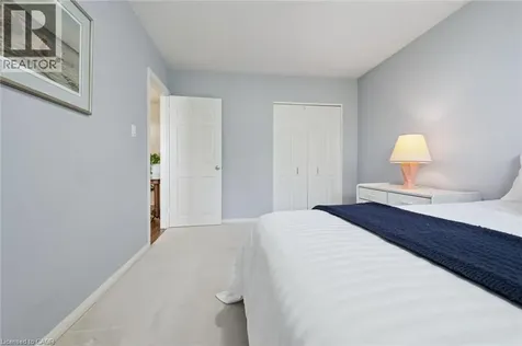 3521 Regal Road Burlington ON L7N 1M2