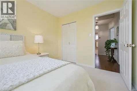 3521 Regal Road Burlington ON L7N 1M2