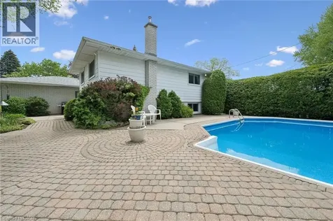 3521 Regal Road Burlington ON L7N 1M2