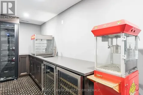116 Arnot Crescent Blue Mountains ON L9Y 0Z8