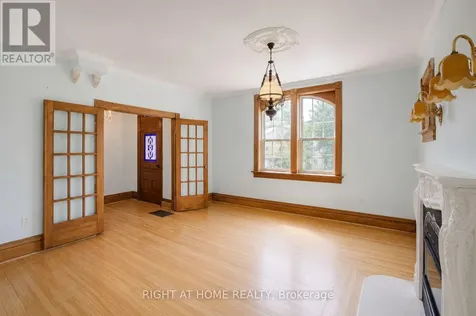 402 Lambton Street East West Grey ON N0G 1R0