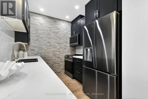 764 River Road East Wasaga Beach ON L9Z 2M7