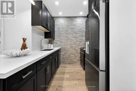 764 River Road East Wasaga Beach ON L9Z 2M7