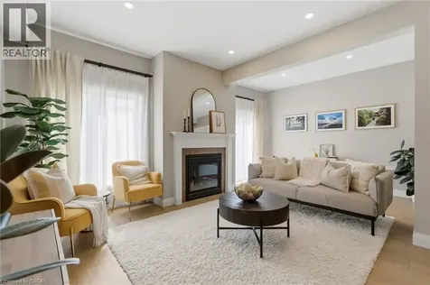 2426 Shadow Court Oakville ON L6M 5G6