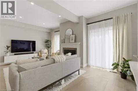 2426 Shadow Court Oakville ON L6M 5G6