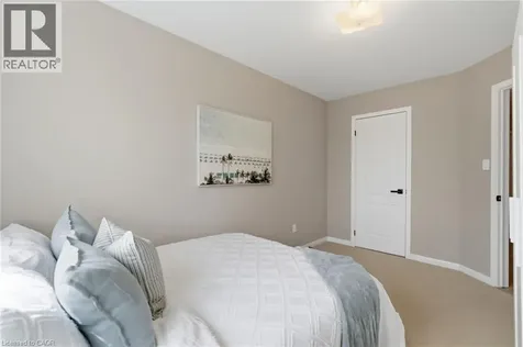 2426 Shadow Court Oakville ON L6M 5G6