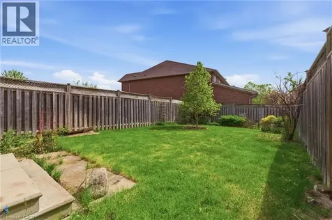 2426 Shadow Court Oakville ON L6M 5G6