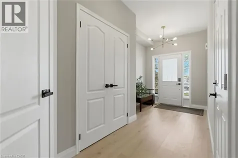 2426 Shadow Court Oakville ON L6M 5G6