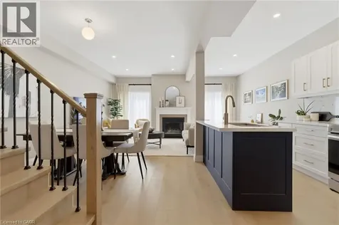 2426 Shadow Court Oakville ON L6M 5G6