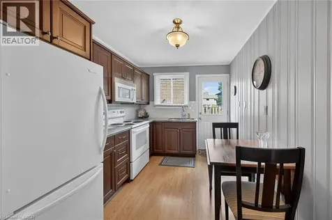 1350 Limeridge Road East Hamilton ON L8W 1L6