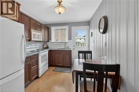 1350 Limeridge Road East Hamilton ON L8W 1L6