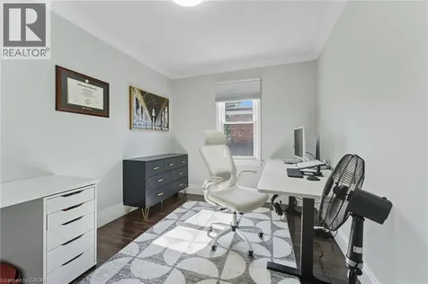 182 Federal Street Stoney Creek ON L8E 1N7