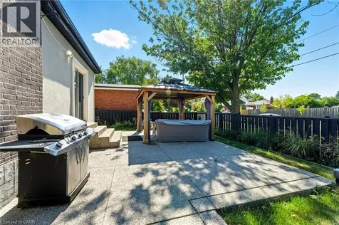 182 Federal Street Stoney Creek ON L8E 1N7