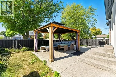 182 Federal Street Stoney Creek ON L8E 1N7