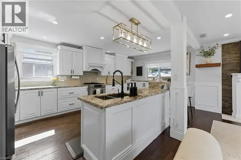 182 Federal Street Stoney Creek ON L8E 1N7