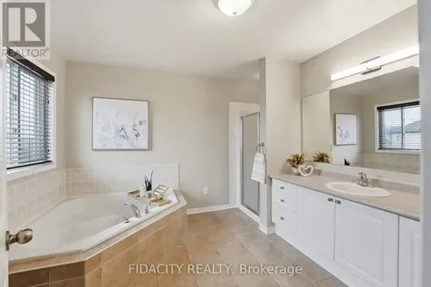 78 Black Bear Way Ottawa ON K2S 2G7