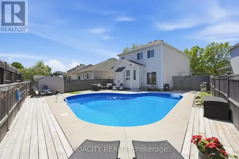 78 Black Bear Way Ottawa ON K2S 2G7