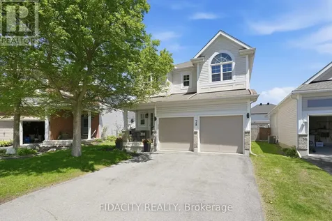 78 Black Bear Way Ottawa ON K2S 2G7