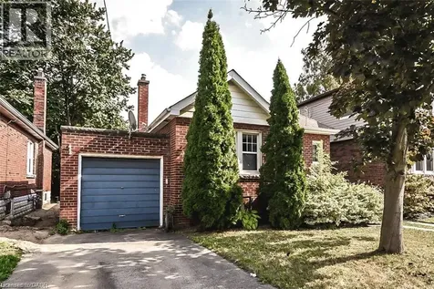 9 Gary Avenue Hamilton ON L8S 1Y2