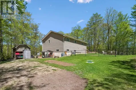 50 Creek Side Crescent South Bruce Peninsula ON N0H 2T0