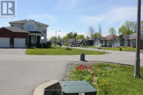 51 Abagail Crescent South Stormont ON K0C 1P0