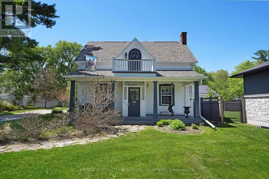 674 Raglan Street South Renfrew ON K7V 1S2