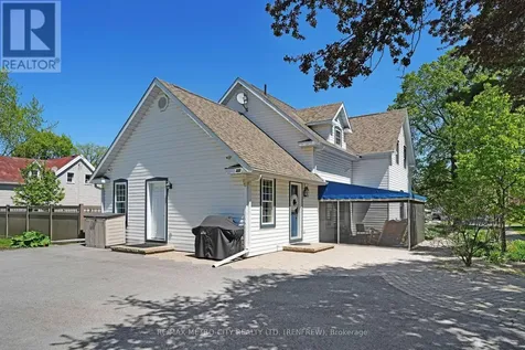 674 Raglan Street South Renfrew ON K7V 1S2