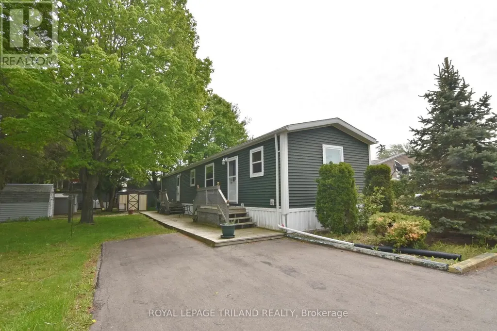 9385 Ipperwash Road Lambton Shores ON N0N 1J3