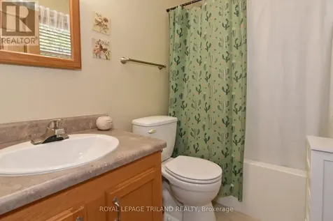 9385 Ipperwash Road Lambton Shores ON N0N 1J3
