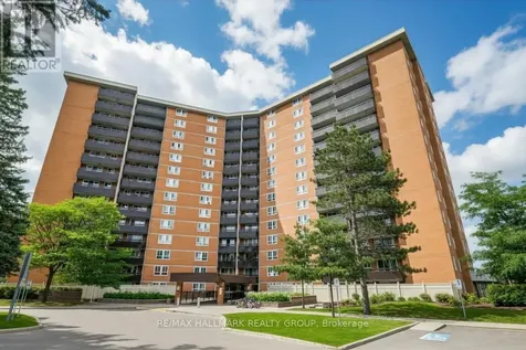 2020 Jasmine Crescent Ottawa ON K1J 8K5