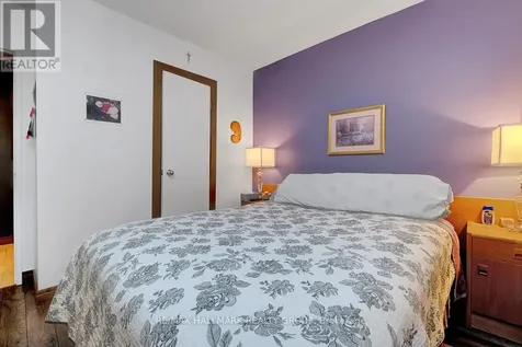 2020 Jasmine Crescent Ottawa ON K1J 8K5
