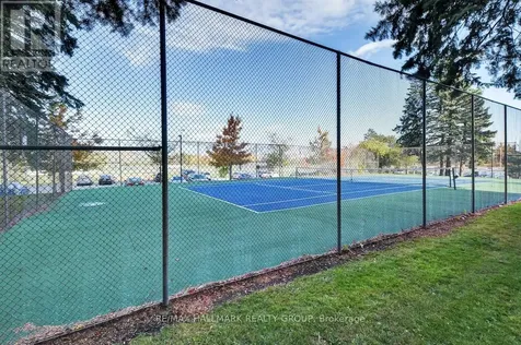 2020 Jasmine Crescent Ottawa ON K1J 8K5