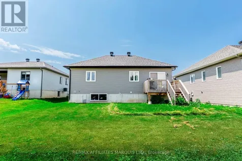 269 Gillis Avenue Cornwall ON K6H 0H7