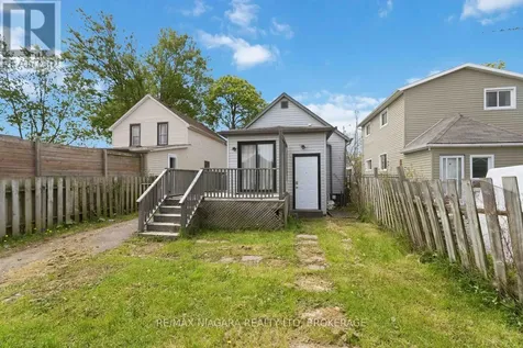 77 Semley Avenue Welland (broadway) ON L3C 1X5