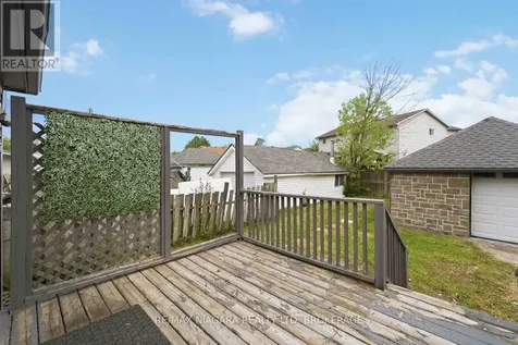 77 Semley Avenue Welland (broadway) ON L3C 1X5