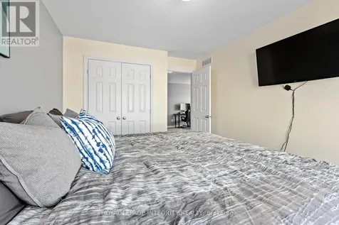 179 Flat Sedge Crescent Ottawa ON K1T 0G9