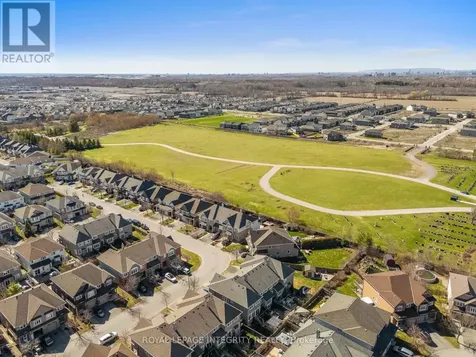 179 Flat Sedge Crescent Ottawa ON K1T 0G9