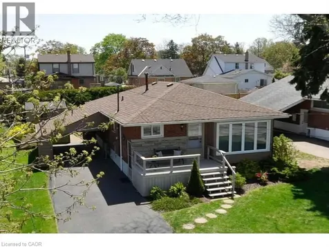 245 West 33rd Street Hamilton ON L9C 5J7