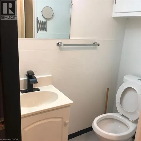 245 West 33rd Street Hamilton ON L9C 5J7