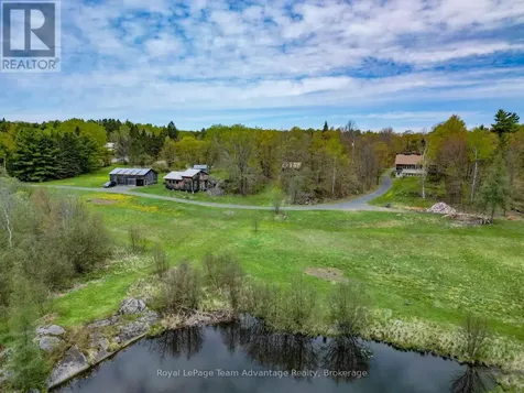 315 Lorimer Lake Road Mcdougall ON P2A 2W7