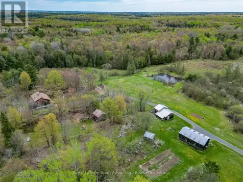 315 Lorimer Lake Road Mcdougall ON P2A 2W7