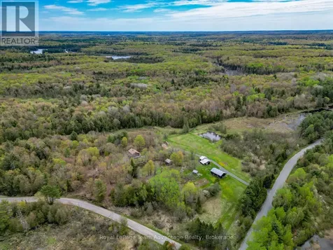315 Lorimer Lake Road Mcdougall ON P2A 2W7